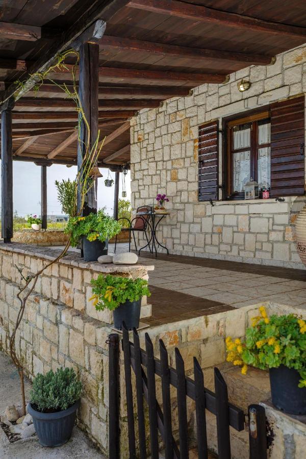 Varta Village - Elea House Kalipadhon Ngoại thất bức ảnh
